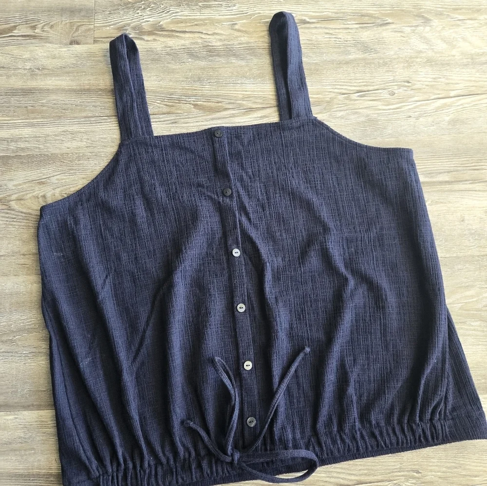 LOFT Outlet Navy Button-Front Tank • NWT • Size XL 💙 - Picture 2 of 8